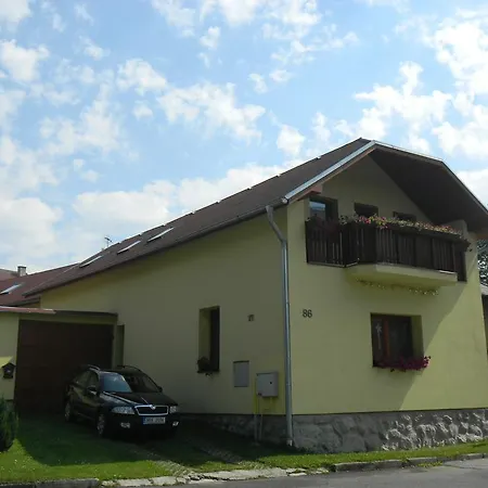 Nisa 公寓 Nová Lesná